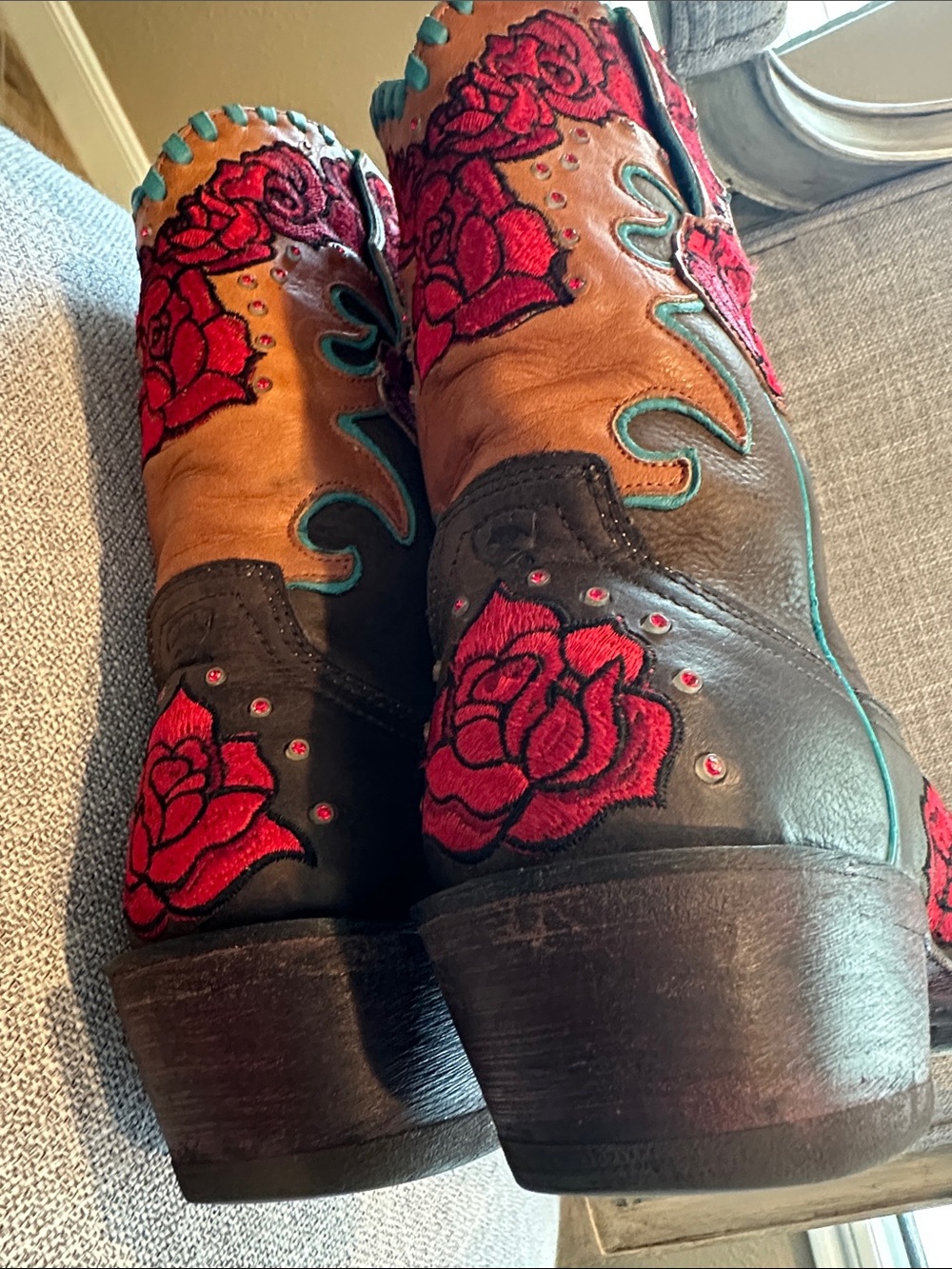 Ariat women’s Rodeo Rosita western boots Quincy Collection. Size 9.5 - Picture 9 of 17